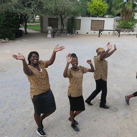 Etotongwe Lodge Оучо Экстерьер фото