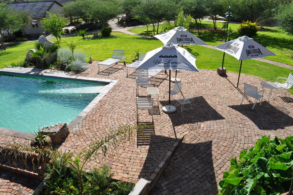 Etotongwe Lodge Оучо Экстерьер фото