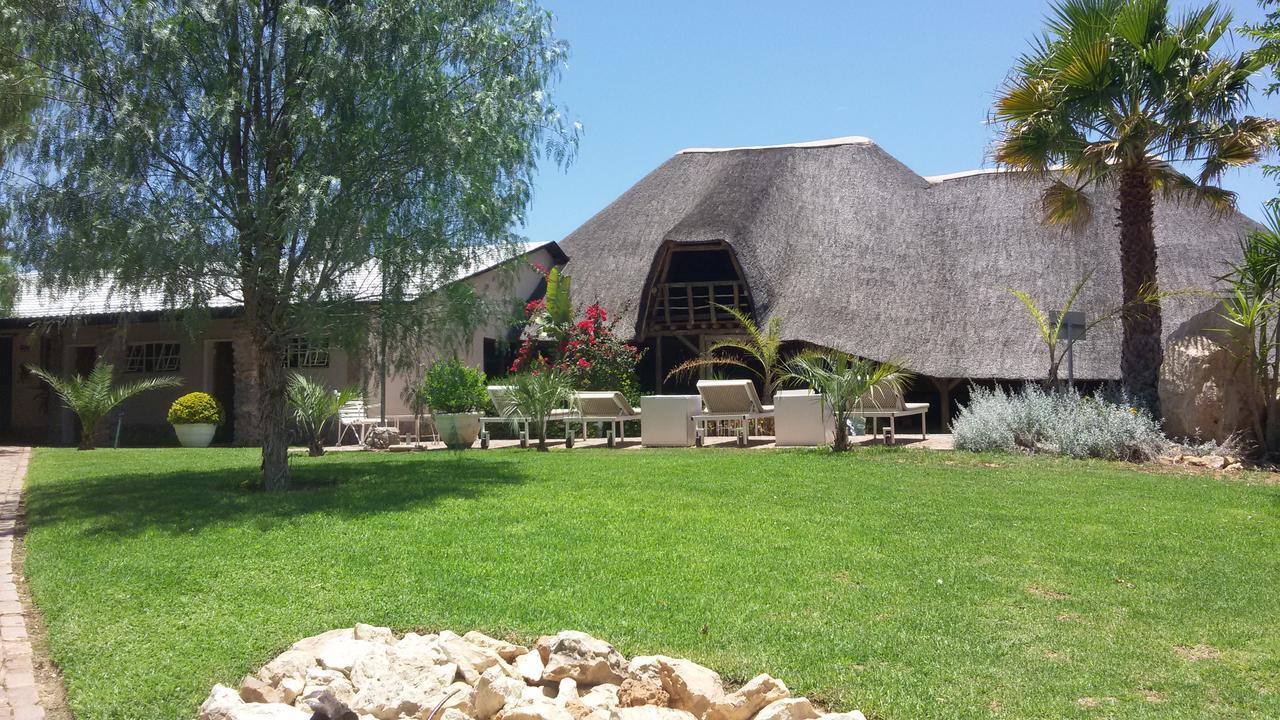 Etotongwe Lodge Оучо Экстерьер фото