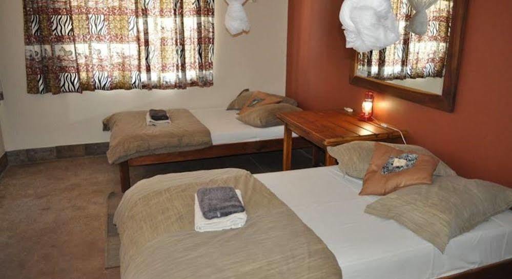 Etotongwe Lodge Оучо Экстерьер фото