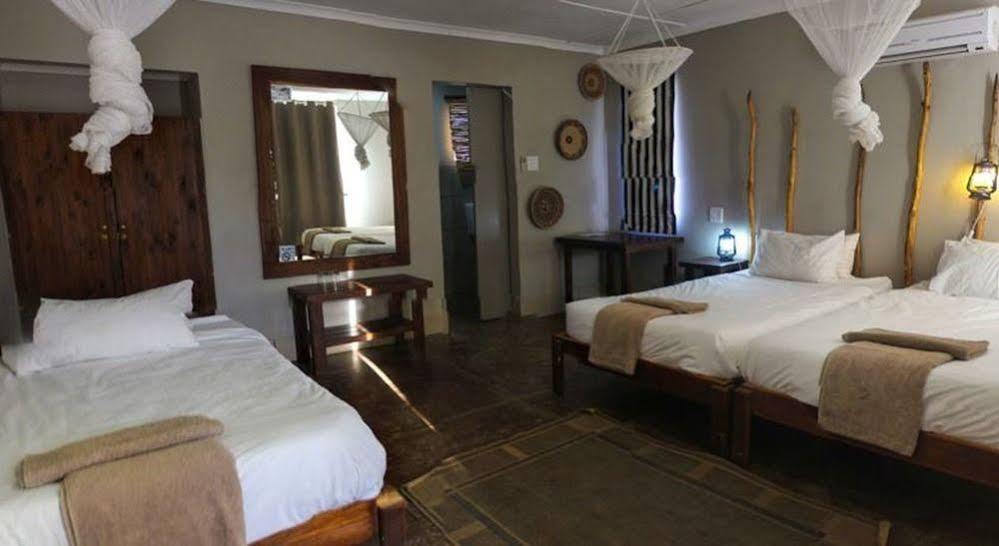 Etotongwe Lodge Оучо Экстерьер фото