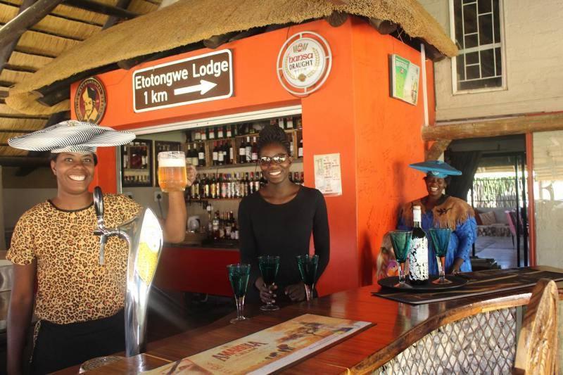 Etotongwe Lodge Оучо Экстерьер фото